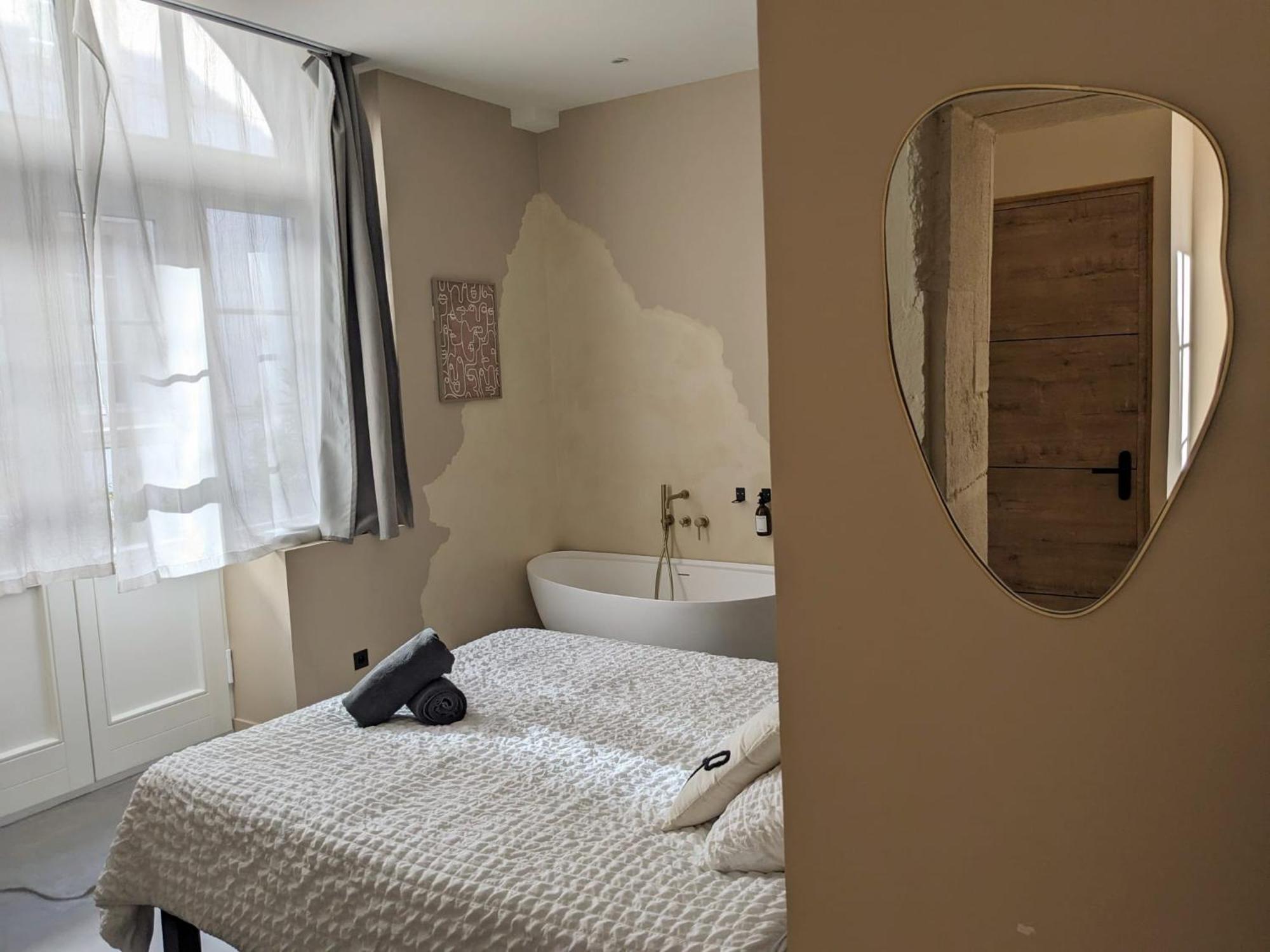 Suite De Standing Au Coeur De Dijon Exterior photo